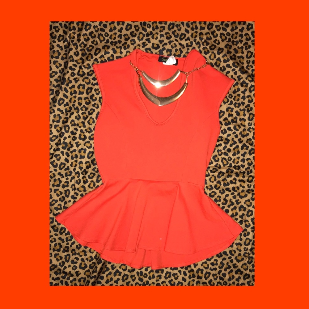 Peplum Top with Chain